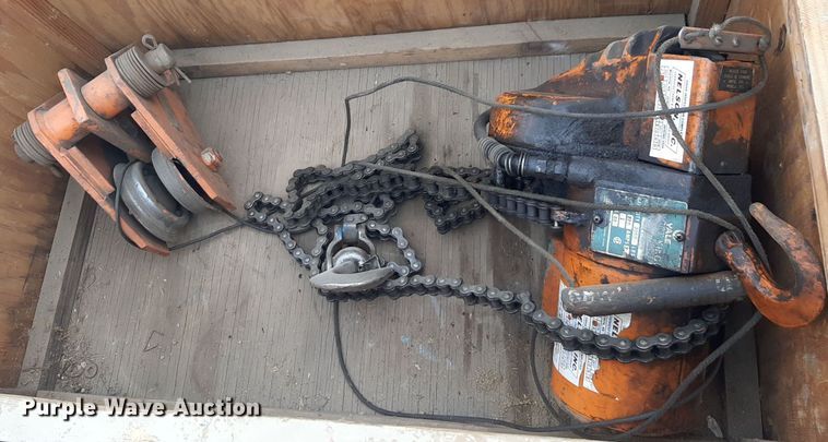 image for item DV9974 Yale MR451MBGN hoist