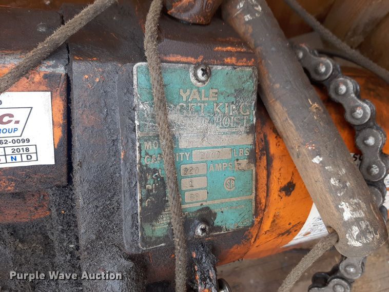 image for item DV9974 Yale MR451MBGN hoist