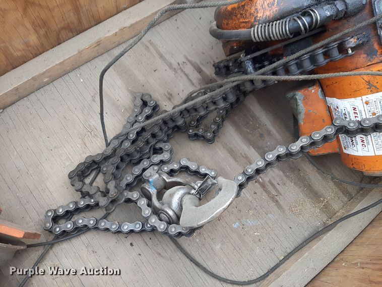 image for item DV9974 Yale MR451MBGN hoist