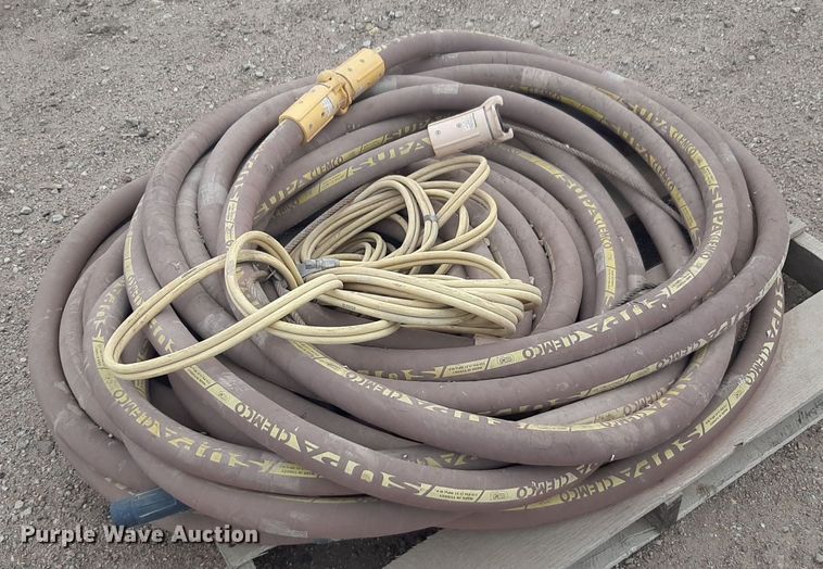 image for item DV9977 (3) air hoses