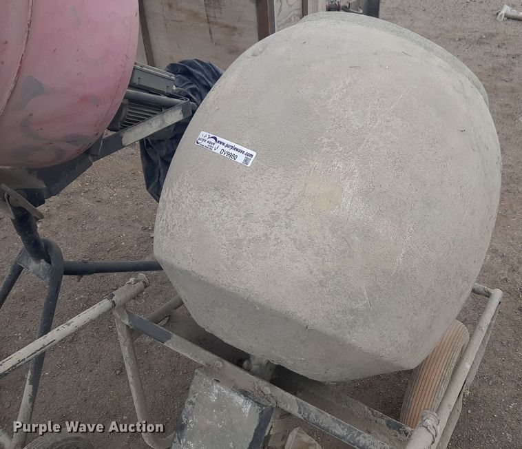 image for item DV9980 (2) concrete mixers