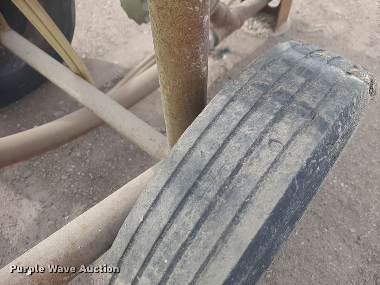 image for item DV9984 2007 Clemco 2024 sandblasting pot