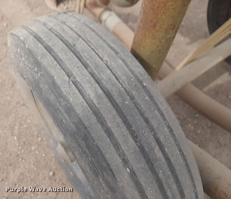 image for item DV9984 2007 Clemco 2024 sandblasting pot