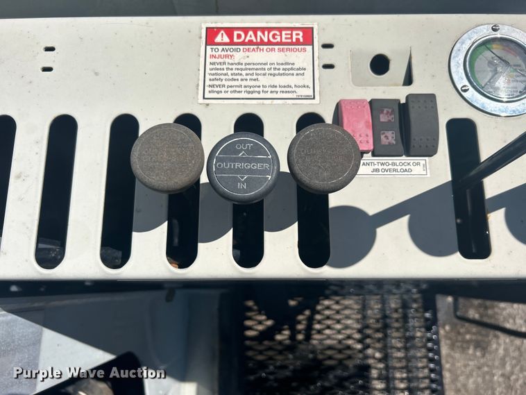 image for item EG1425 2012 Freightliner  Business Class M2 Crew Cab crane truck