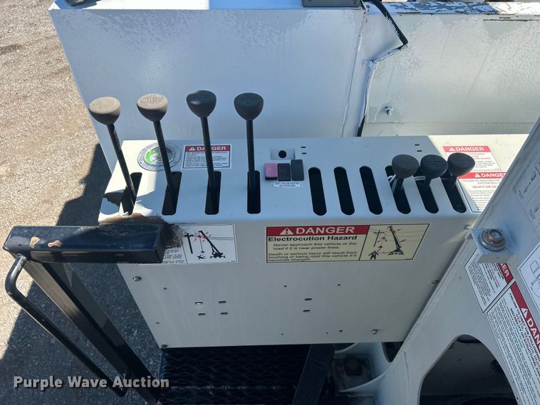 image for item EG1425 2012 Freightliner  Business Class M2 Crew Cab crane truck