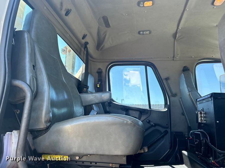 image for item EG1425 2012 Freightliner  Business Class M2 Crew Cab crane truck