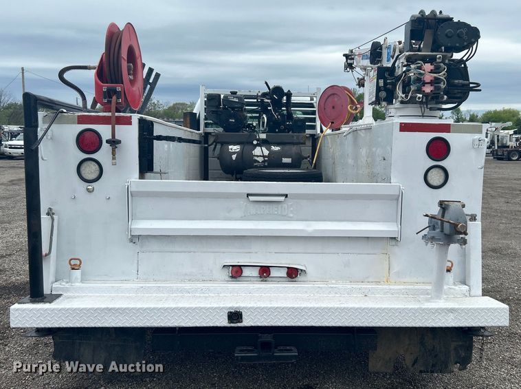 image for item EG1430 2017 Ford F550 Super Duty utility / service truck