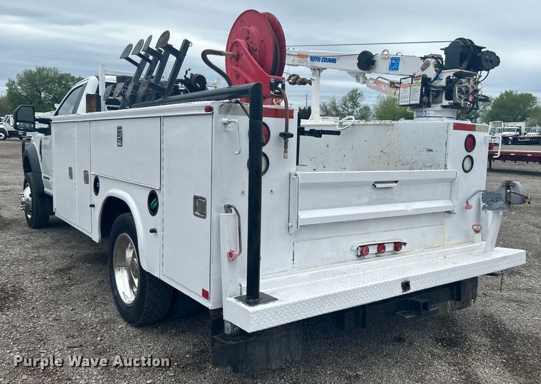 image for item EG1430 2017 Ford F550 Super Duty utility / service truck