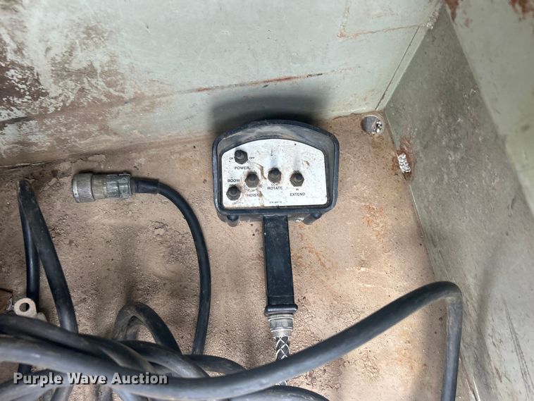 image for item EG1430 2017 Ford F550 Super Duty utility / service truck