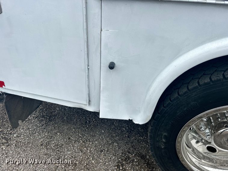 image for item EG1430 2017 Ford F550 Super Duty utility / service truck