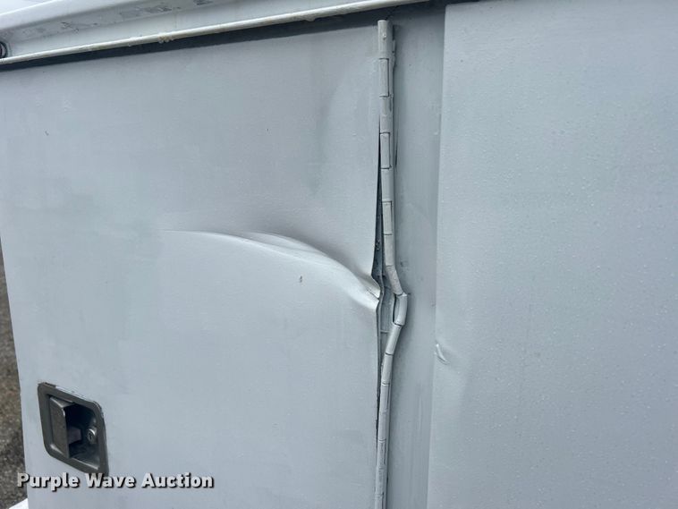 image for item EG1430 2017 Ford F550 Super Duty utility / service truck