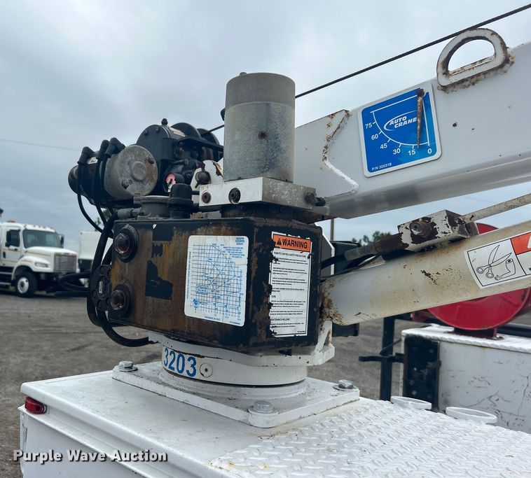 image for item EG1430 2017 Ford F550 Super Duty utility / service truck