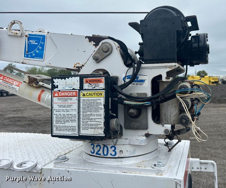 image for item EG1430 2017 Ford F550 Super Duty utility / service truck