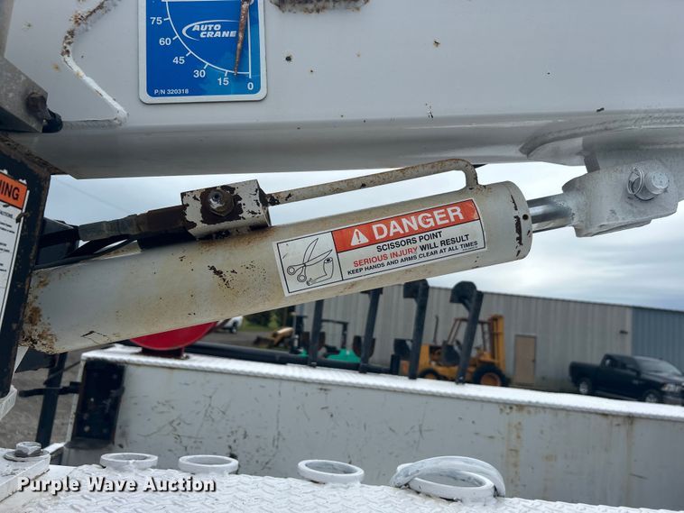 image for item EG1430 2017 Ford F550 Super Duty utility / service truck