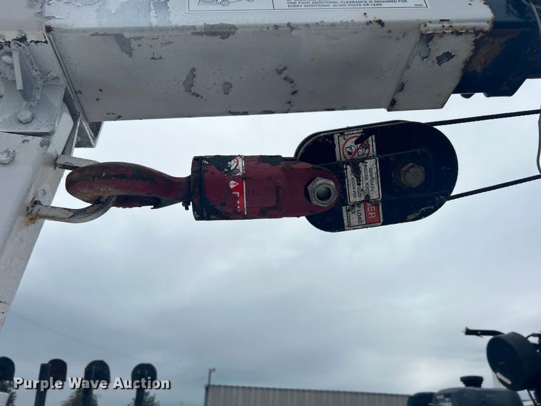 image for item EG1430 2017 Ford F550 Super Duty utility / service truck