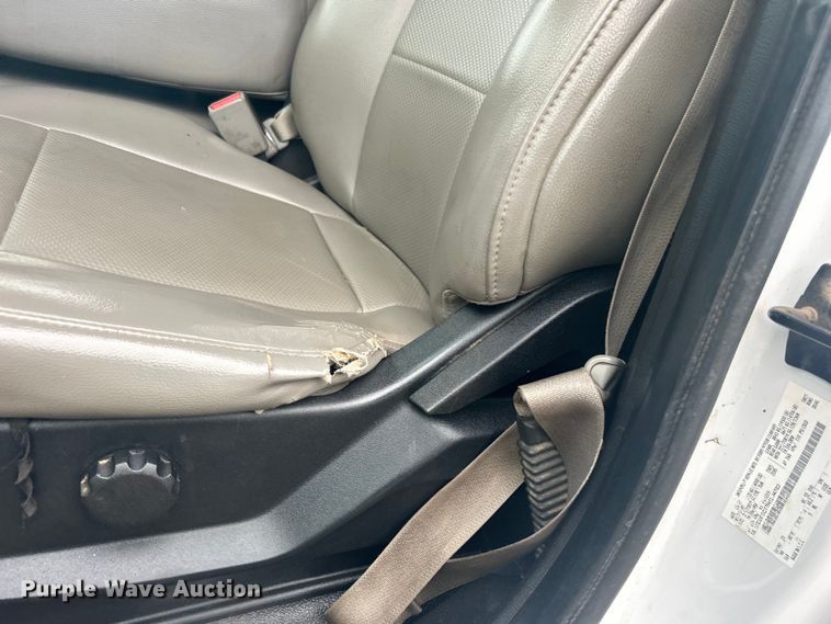 image for item EG1430 2017 Ford F550 Super Duty utility / service truck