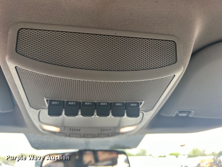 image for item EG1430 2017 Ford F550 Super Duty utility / service truck