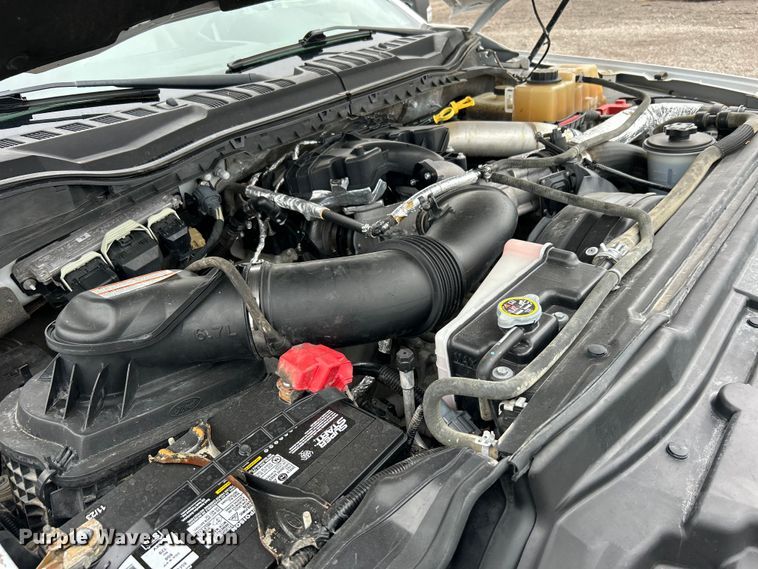 image for item EG1430 2017 Ford F550 Super Duty utility / service truck