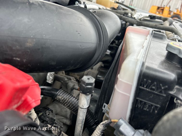 image for item EG1430 2017 Ford F550 Super Duty utility / service truck