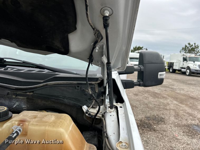 image for item EG1430 2017 Ford F550 Super Duty utility / service truck