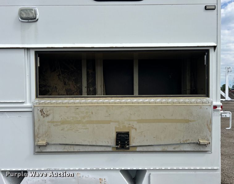 image for item EG1446 2013 Ford F650 Super Duty utility / service truck