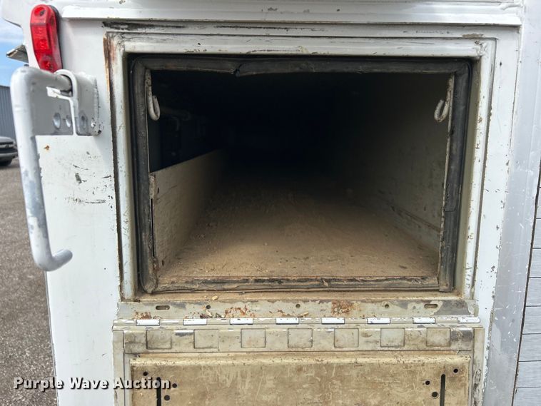 image for item EG1446 2013 Ford F650 Super Duty utility / service truck