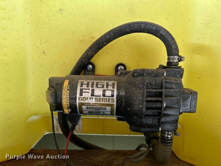 image for item EG1446 2013 Ford F650 Super Duty utility / service truck