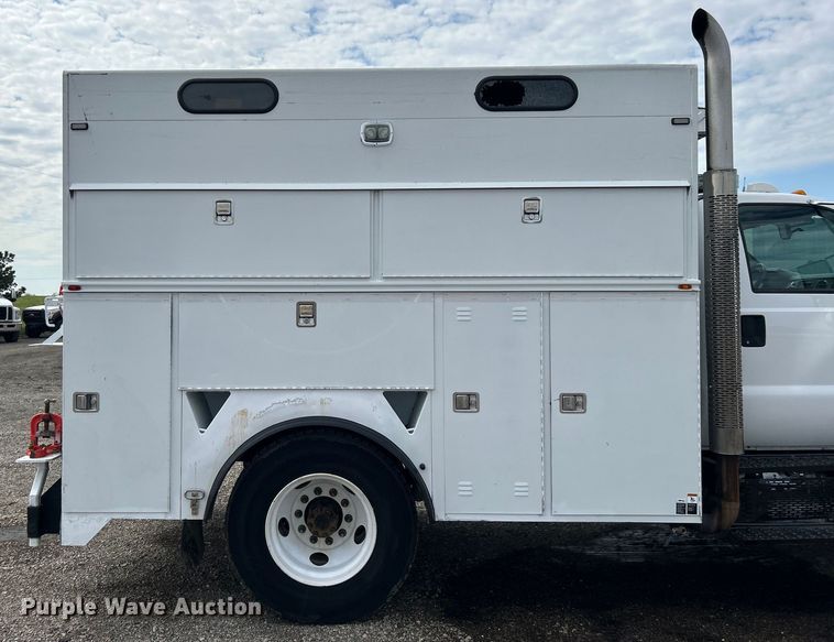 image for item EG1446 2013 Ford F650 Super Duty utility / service truck