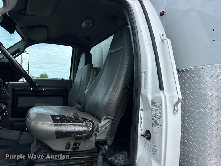 image for item EG1446 2013 Ford F650 Super Duty utility / service truck