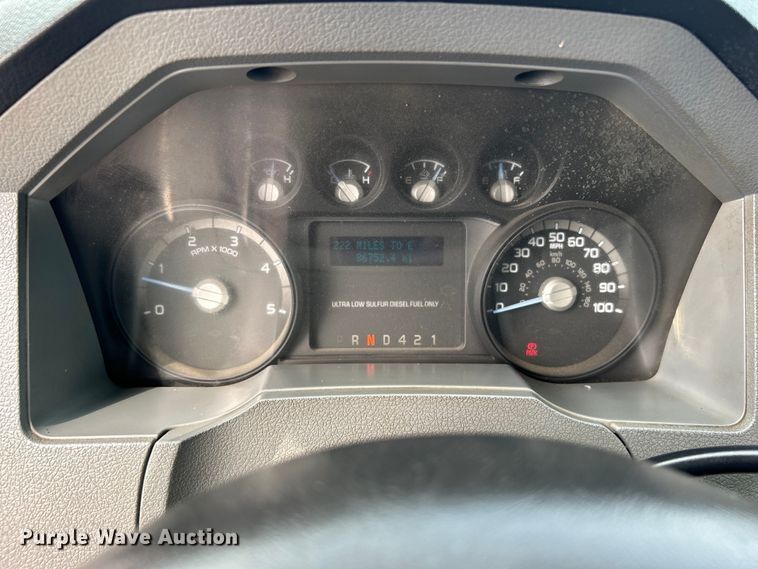 image for item EG1446 2013 Ford F650 Super Duty utility / service truck