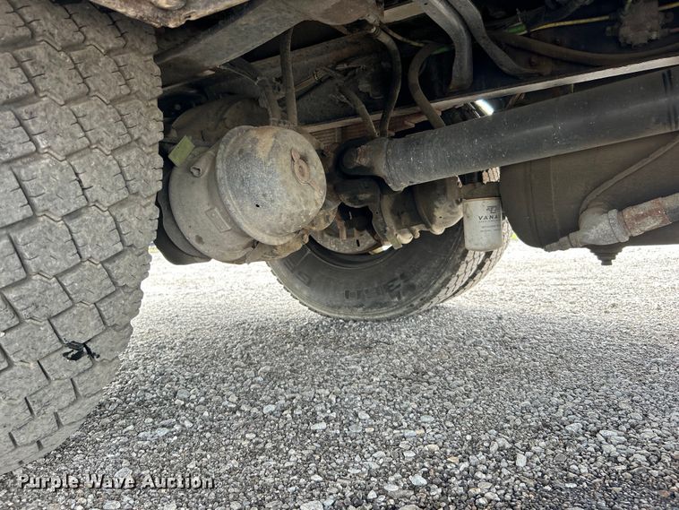 image for item EG1446 2013 Ford F650 Super Duty utility / service truck