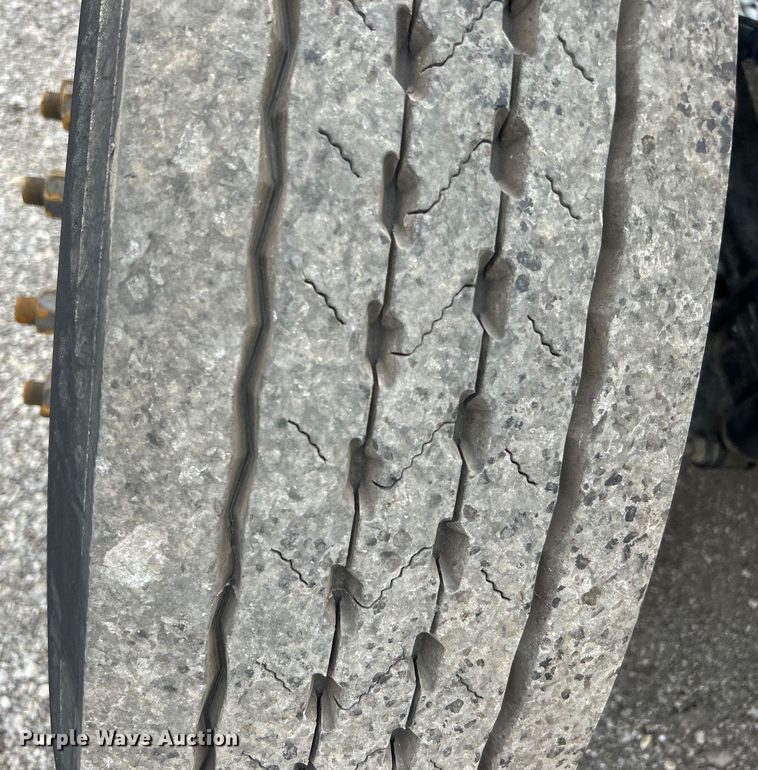 image for item EG1446 2013 Ford F650 Super Duty utility / service truck