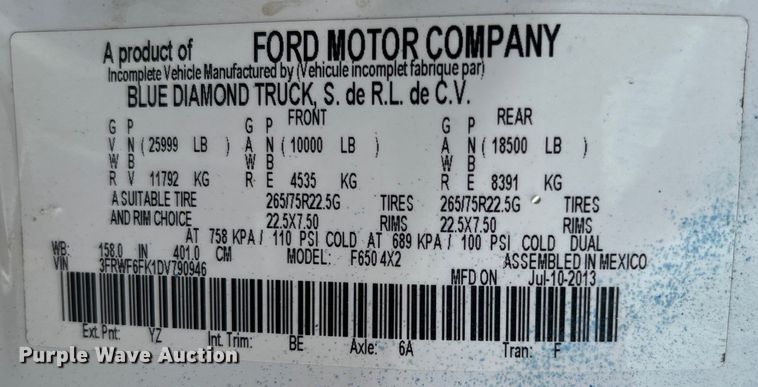 image for item EG1446 2013 Ford F650 Super Duty utility / service truck