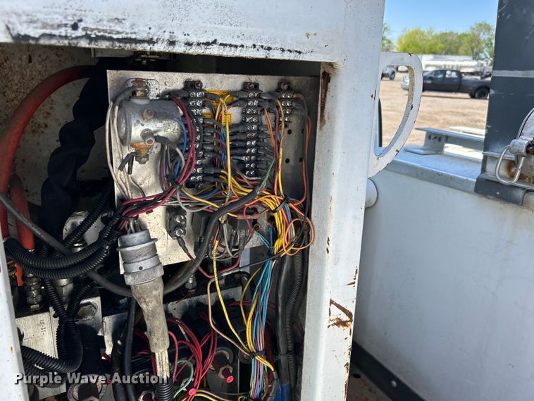 image for item EG1454 2006 Chevrolet  C4500 bucket truck