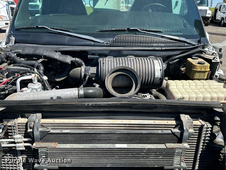 image for item EG1454 2006 Chevrolet  C4500 bucket truck