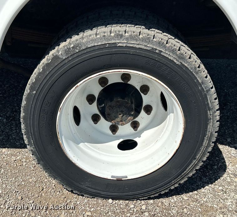 image for item EG1454 2006 Chevrolet  C4500 bucket truck