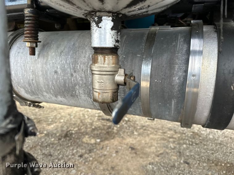 image for item EG1467 2008 Ford F750 Super Duty vacuum truck