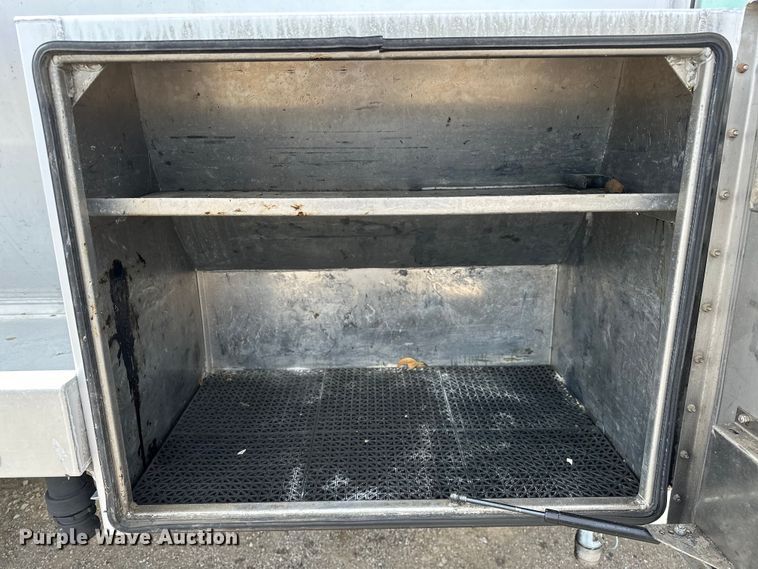 image for item EG1467 2008 Ford F750 Super Duty vacuum truck