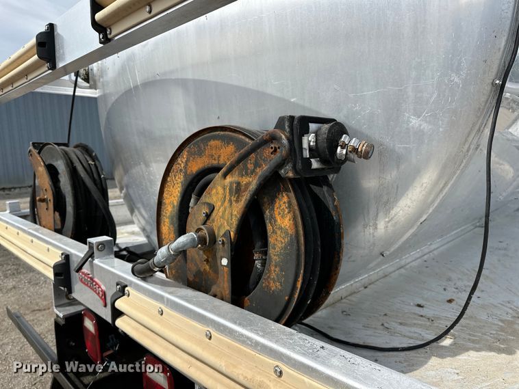image for item EG1467 2008 Ford F750 Super Duty vacuum truck