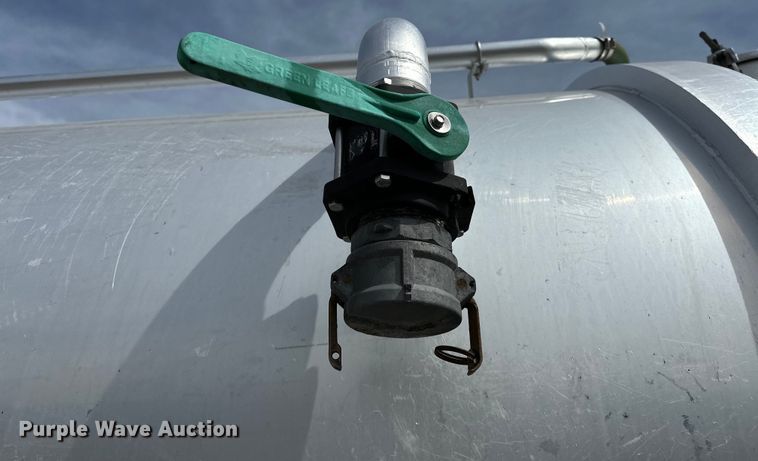 image for item EG1467 2008 Ford F750 Super Duty vacuum truck