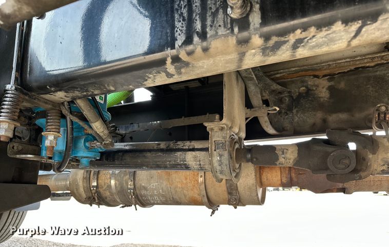 image for item EG1467 2008 Ford F750 Super Duty vacuum truck