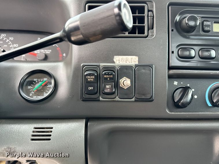 image for item EG1467 2008 Ford F750 Super Duty vacuum truck