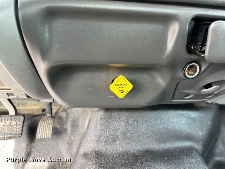 image for item EG1467 2008 Ford F750 Super Duty vacuum truck