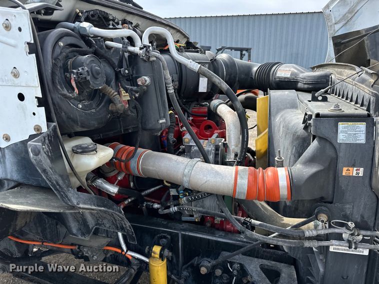 image for item EG1467 2008 Ford F750 Super Duty vacuum truck