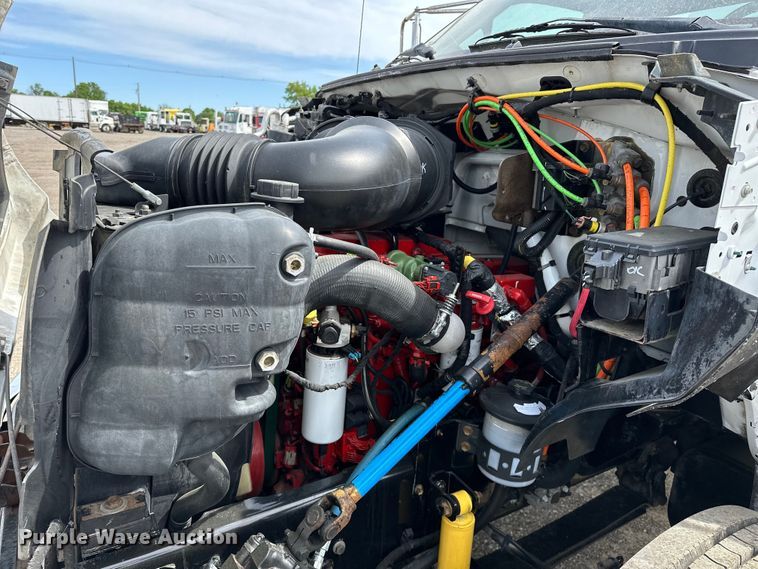 image for item EG1467 2008 Ford F750 Super Duty vacuum truck