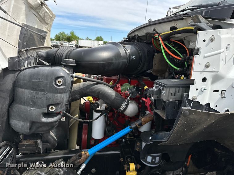 image for item EG1467 2008 Ford F750 Super Duty vacuum truck