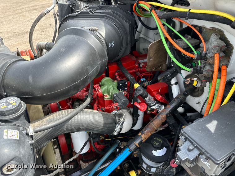 image for item EG1467 2008 Ford F750 Super Duty vacuum truck