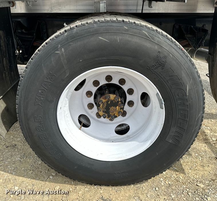 image for item EG1467 2008 Ford F750 Super Duty vacuum truck