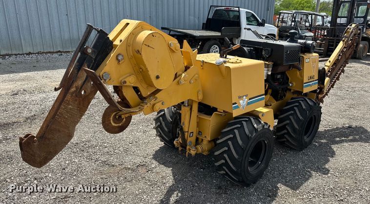 image for item EG1482 1999 Vermeer  LM42 cable plow