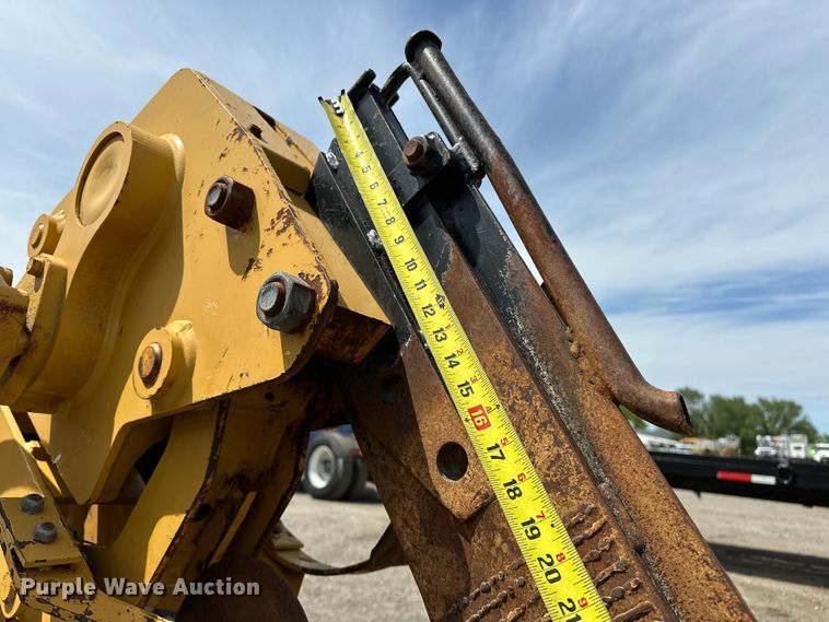 image for item EG1482 1999 Vermeer  LM42 cable plow